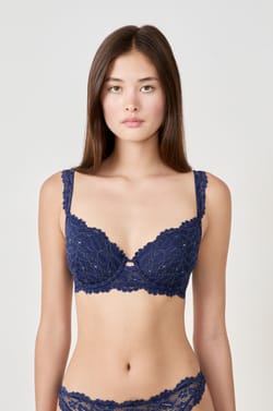 Soutien-gorge N.4 - Le coques fines;${refinementColor}