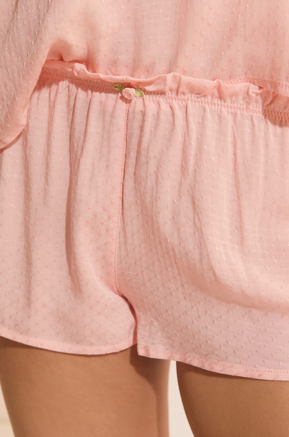 Short de pyjama avec d&eacute;tail fleur;${refinementColor}