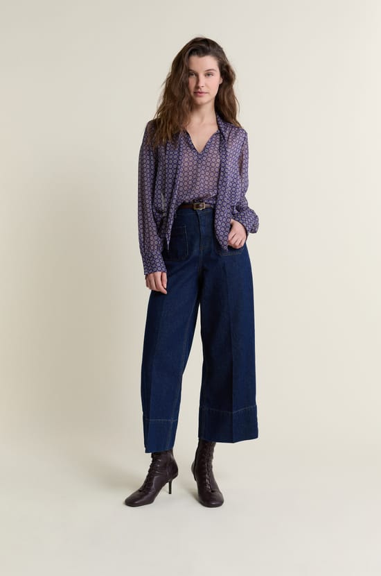Blouse &agrave; nouer sur le devant &agrave; imprim&eacute;;${refinementColor}