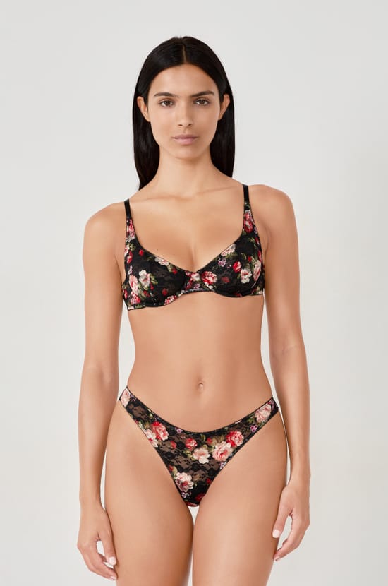 Tanga à imprimés en dentelle;${refinementColor}