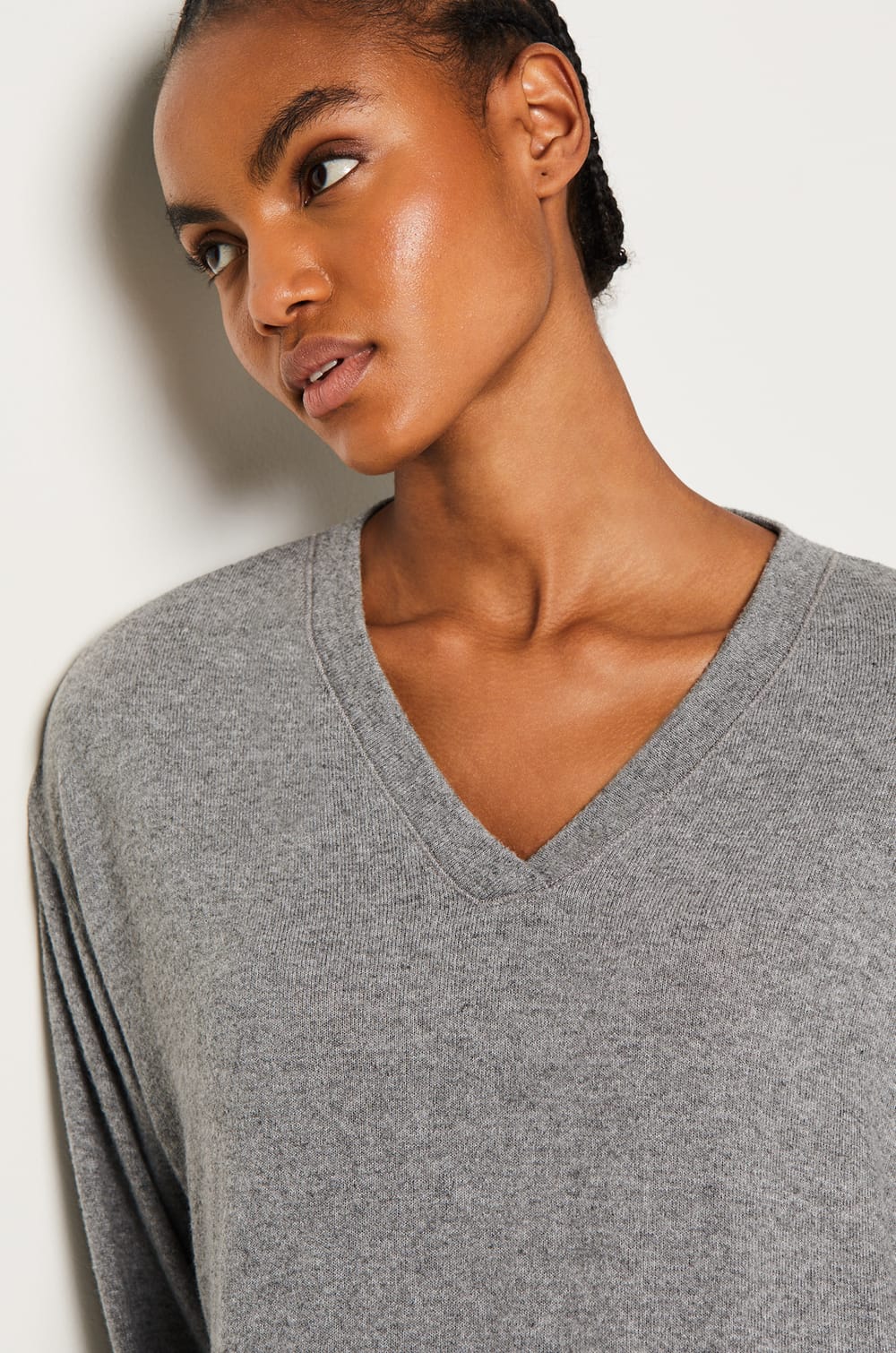 Pyjama-Sweatshirt mit V-Ausschnitt;${refinementColor}