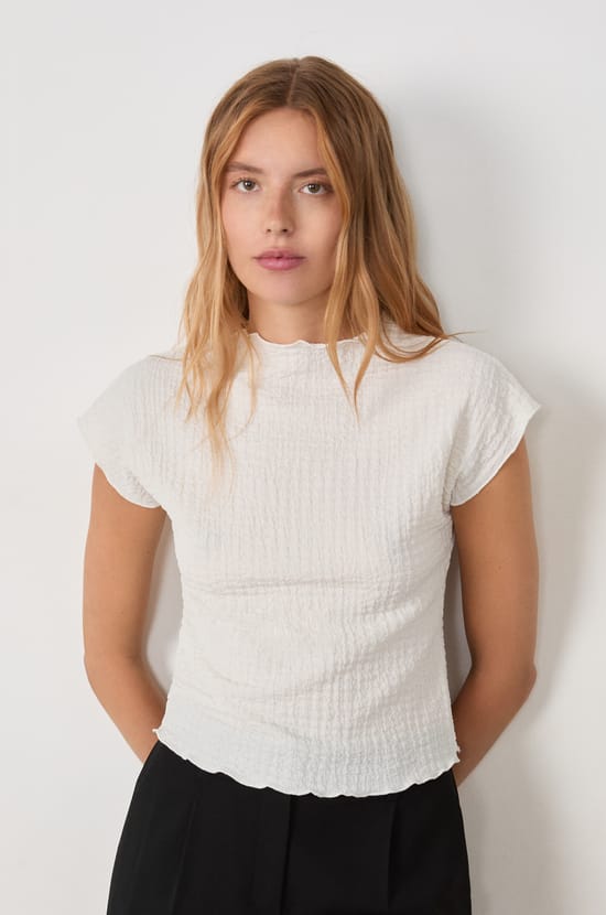 T-shirt manches courtes effet gaufré;${refinementColor}