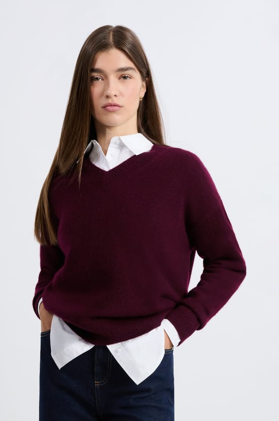 Pull col V en cachemire;${refinementColor}