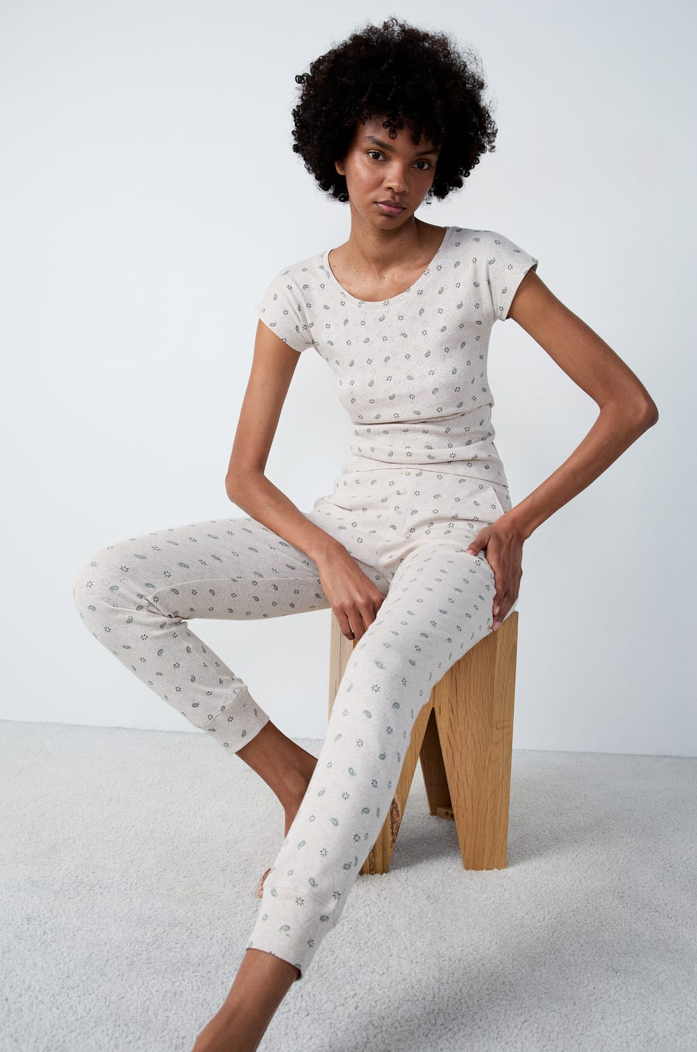 Short-sleeved cotton T-shirt with heart-shaped pointelle pattern;${refinementColor}