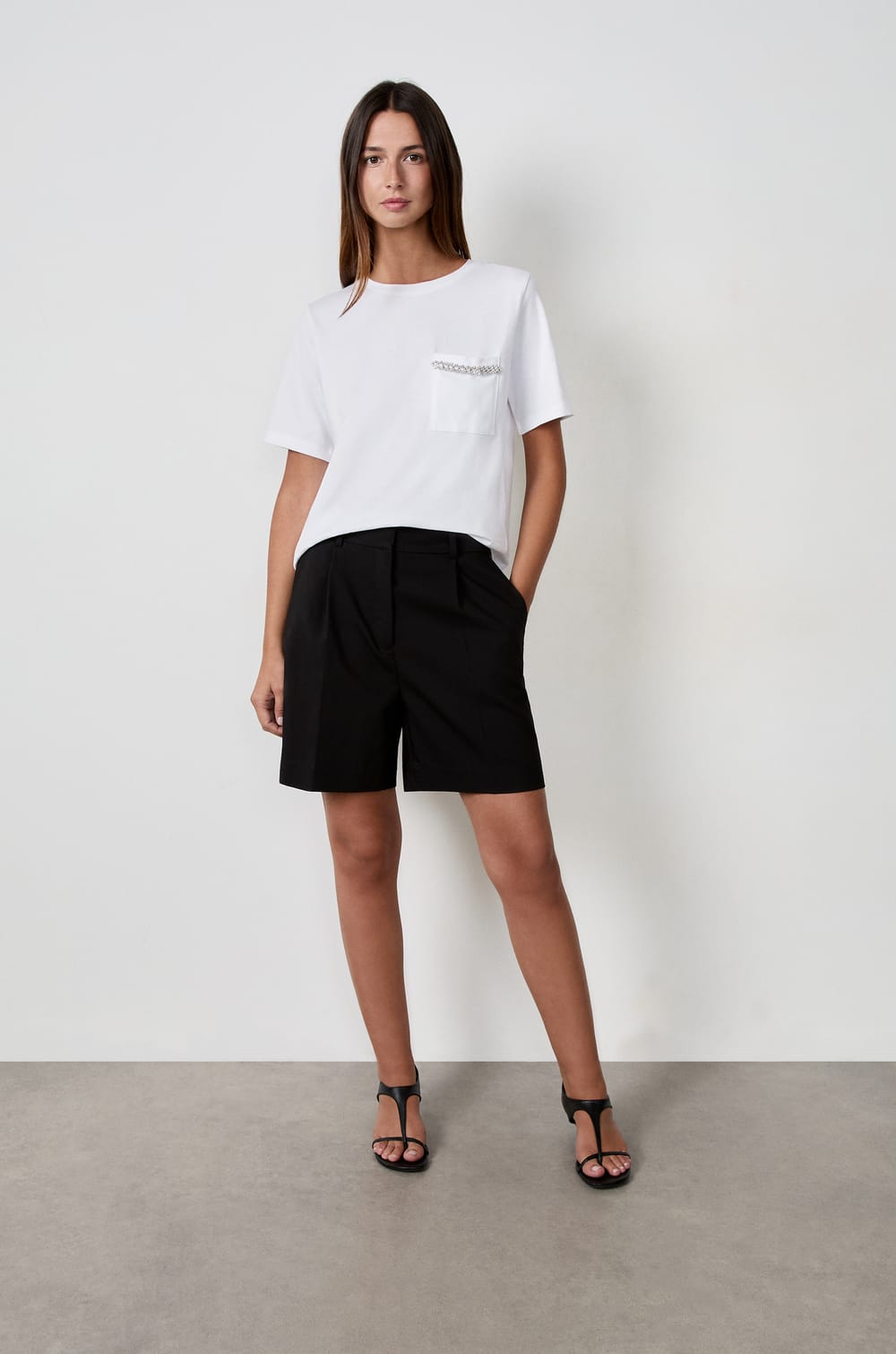 T-shirt with Front Pocket;${refinementColor}