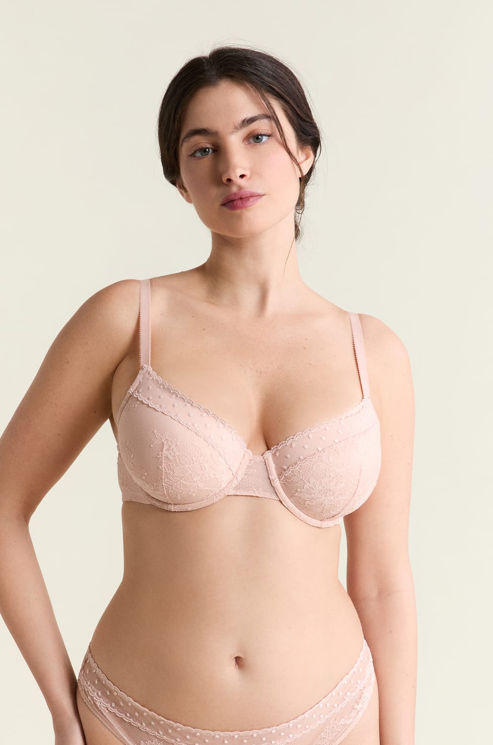 Soutien-gorge N.4 - Les coques fines;${refinementColor}