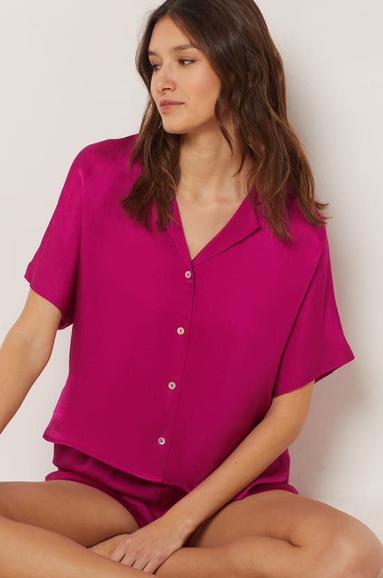 Short-sleeved Satin Pyjama Shirt;${refinementColor}