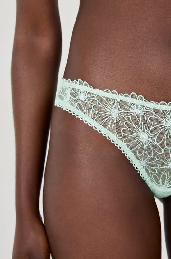 Embroidered Thong;${refinementColor}