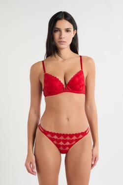 Culotte en dentelle &agrave; motifs c&oelig;urs;${refinementColor}