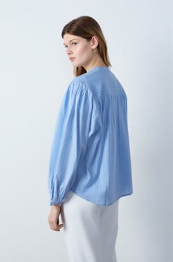 Cotton shirt with puff sleeves;${refinementColor}