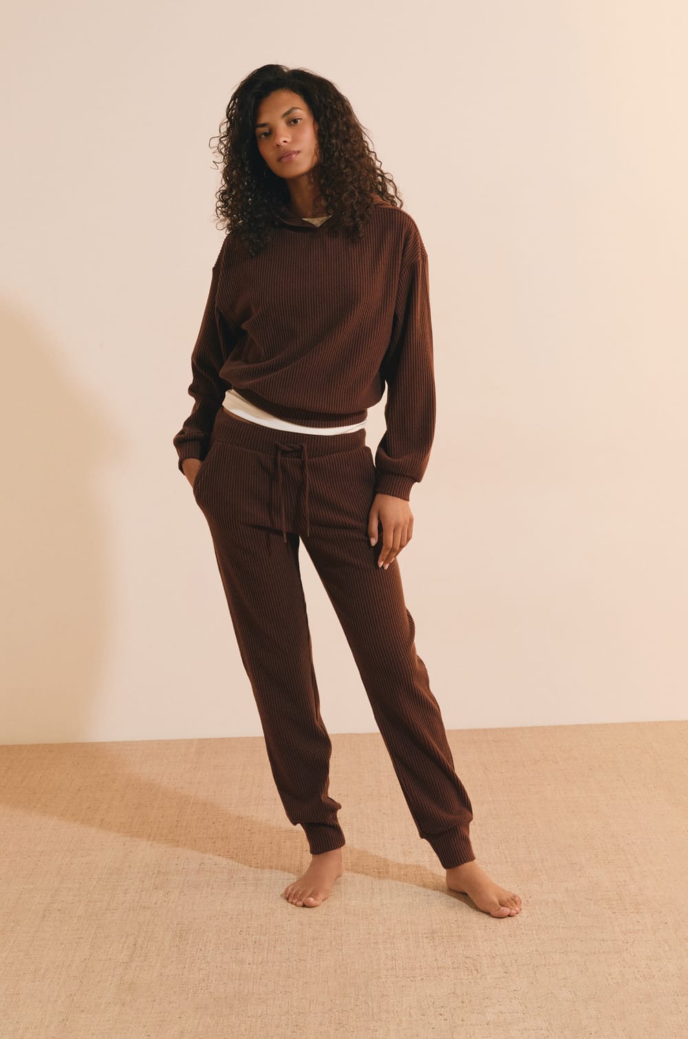 Sweatshirt de pyjama en velours c&ocirc;tel&eacute;;${refinementColor}