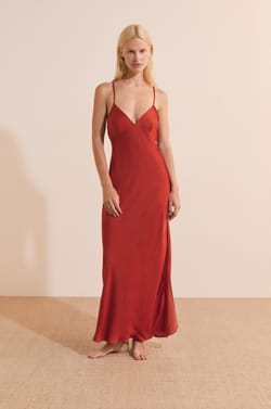 Nuisette longue avec dos nu;${refinementColor}