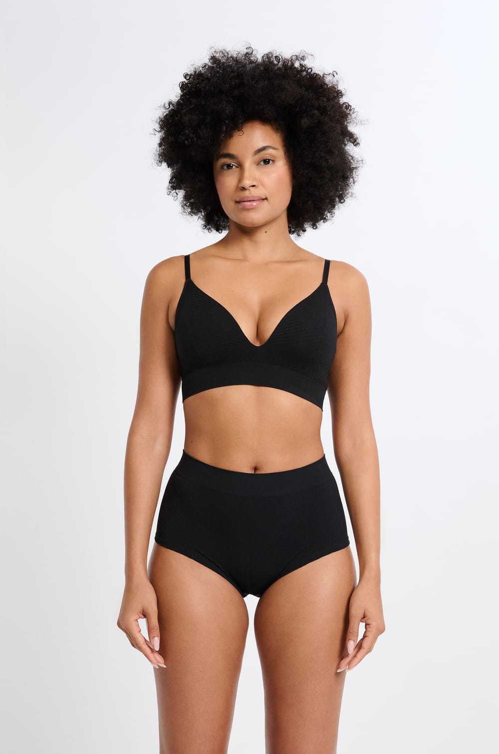Soutien-gorge brassière push-up;${refinementColor}