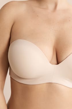 Strapless lightly lined bra with removable straps, cup C-E;${refinementColor}