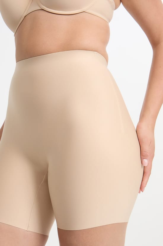 Short moldeador espalda baja - Sujeción fuerte;${refinementColor}
