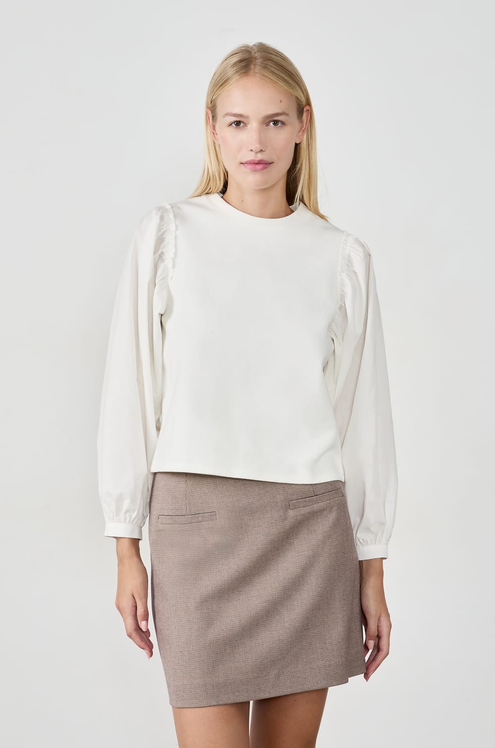 T-shirt manches longues col rond;${refinementColor}