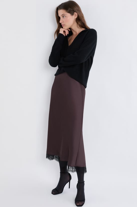 Jupe longue satinée;${refinementColor}