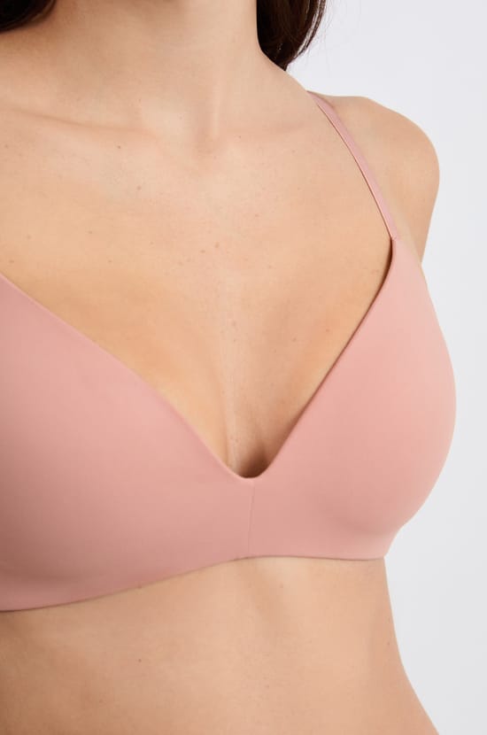 Soutien-gorge coques fines sans armatures;${refinementColor}