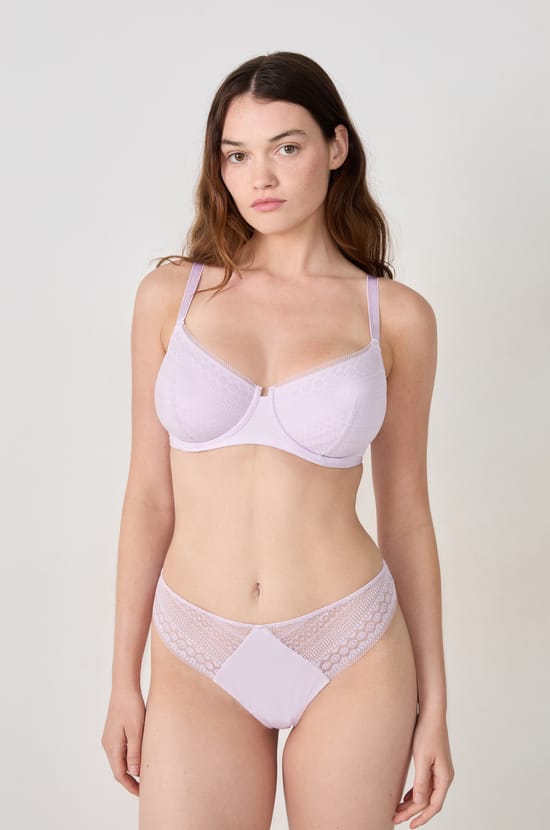 Bra con aros clásico de encaje;${refinementColor}