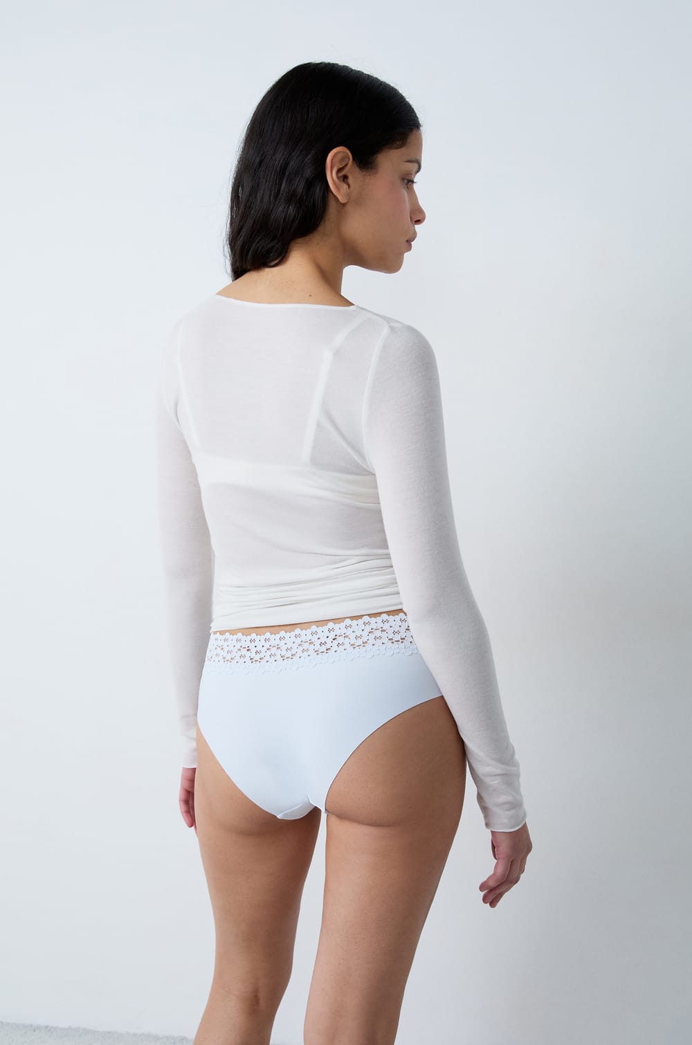 Hipster V-shape en microfibre et dentelle;${refinementColor}