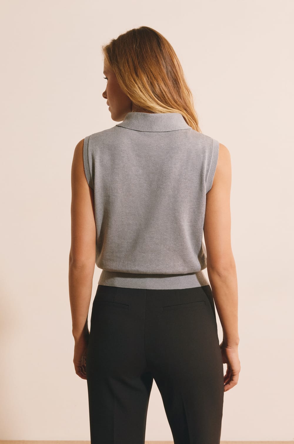Pull sans manches avec lien &agrave; nouer en coton;${refinementColor}