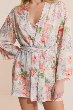 D&eacute;shabill&eacute; &agrave; motif fleuri;${refinementColor}