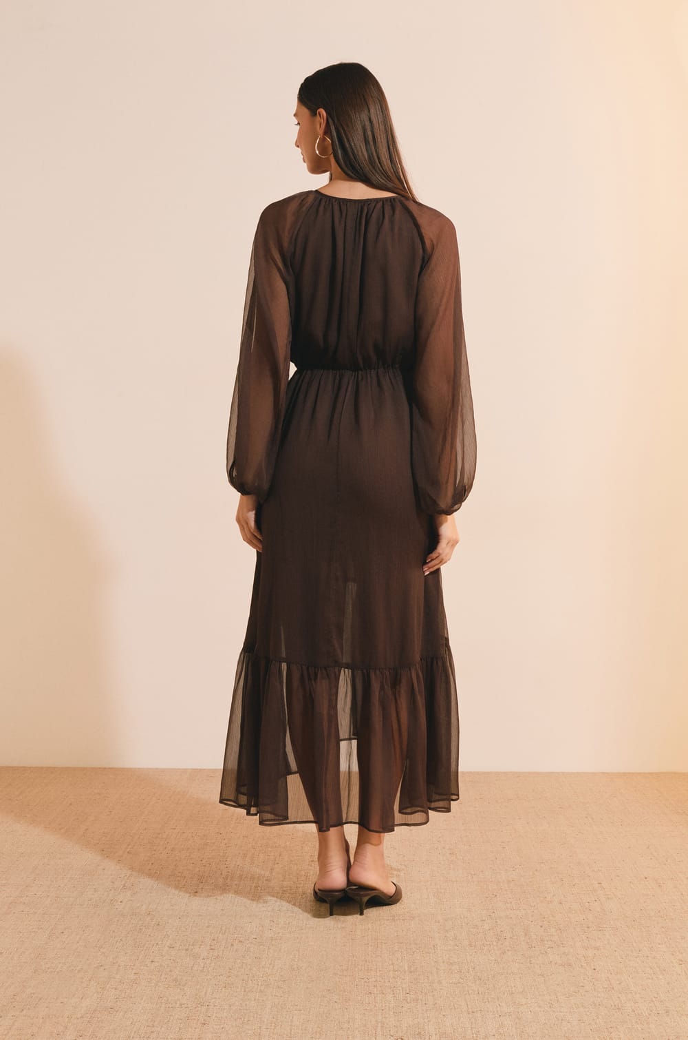 Robe longue fluide;${refinementColor}
