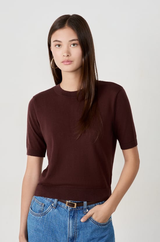 Pull manches courtes;${refinementColor}