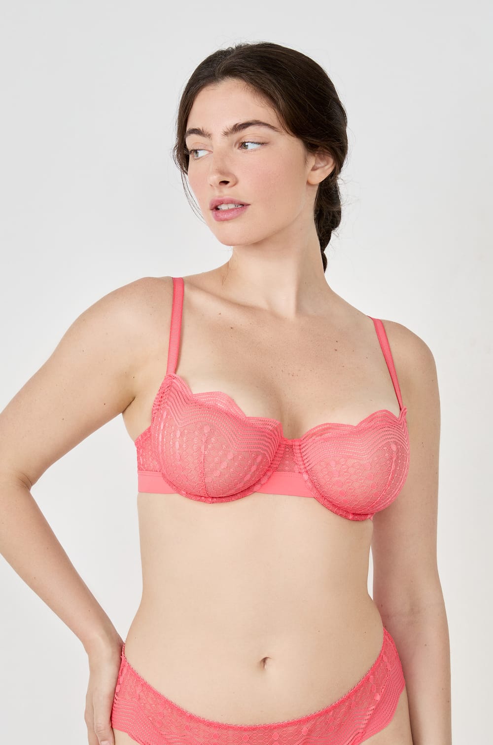 Soutien-gorge n.9 - balconnet en dentelle;${refinementColor}