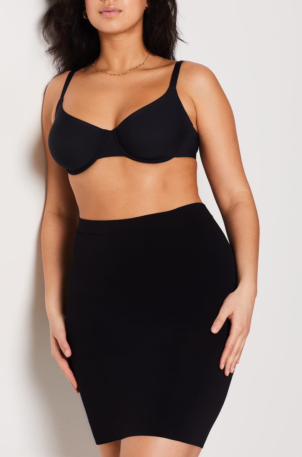 Shaping Skirt - Medium Support;${refinementColor}