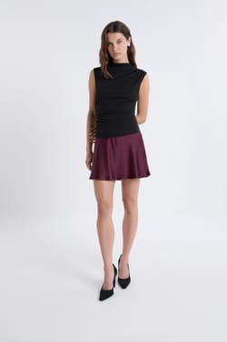 Iridescent Sleeveless High-Neck Top;${refinementColor}