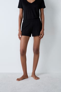 100% Linen Shorts;${refinementColor}