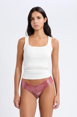 Tanga en dentelle;${refinementColor}
