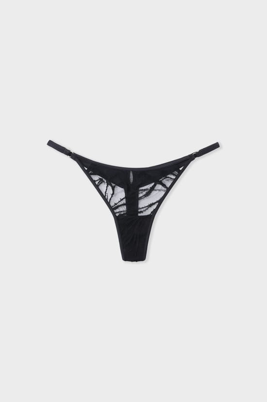 String aus Spitze;${refinementColor}