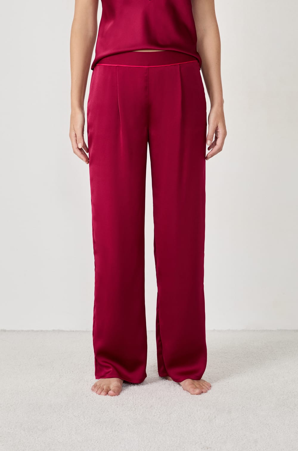Pantalon de pyjama satiné;${refinementColor}