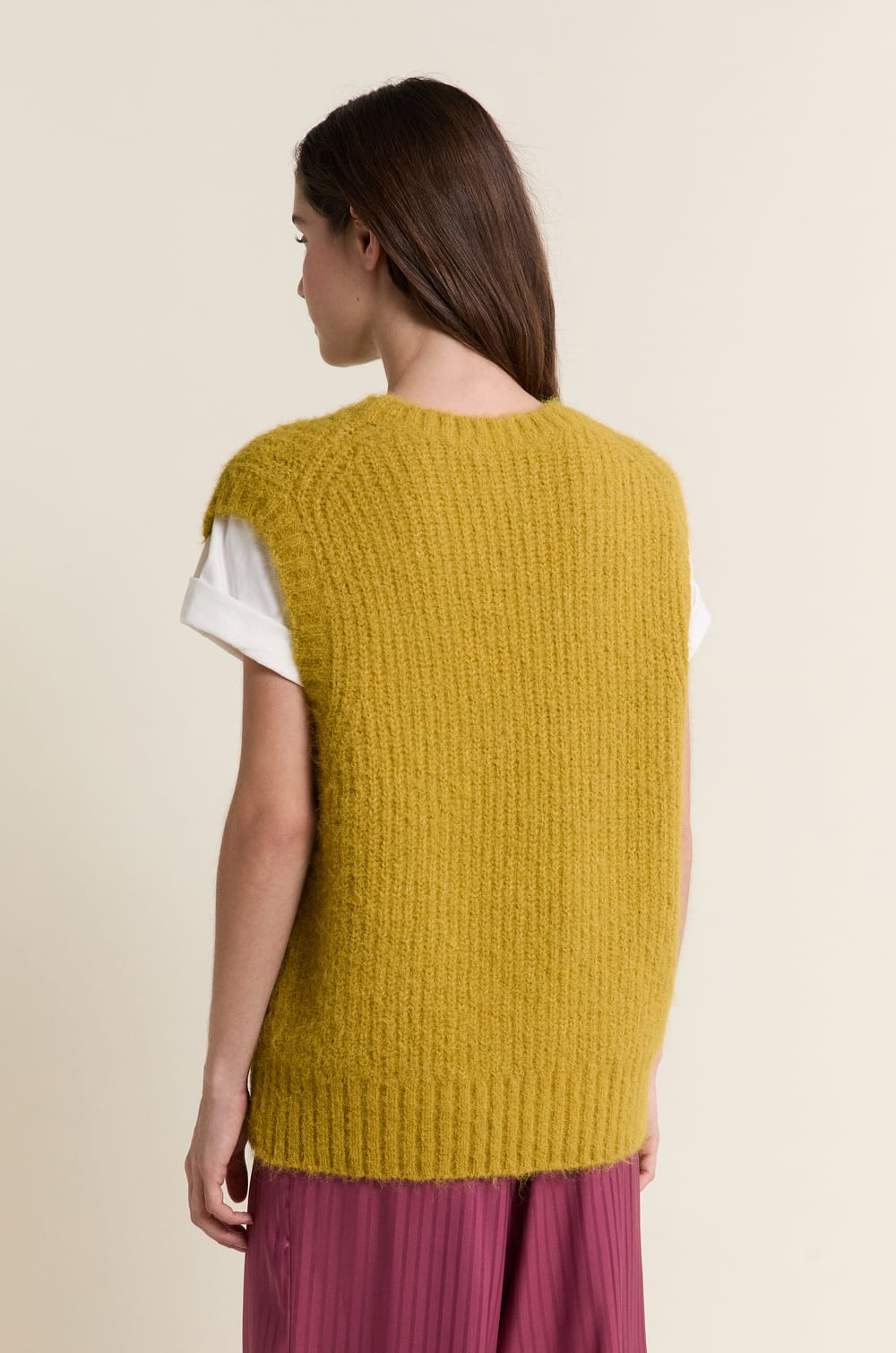 Pull sans manches;${refinementColor}