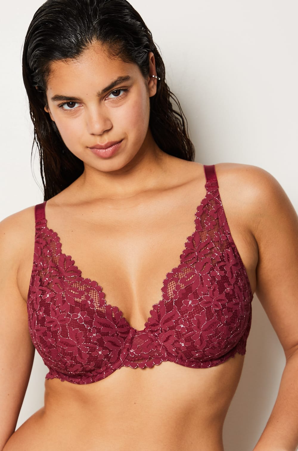 Bra No. 6 - The Lightly Lined Lace Contour Bra;${refinementColor}