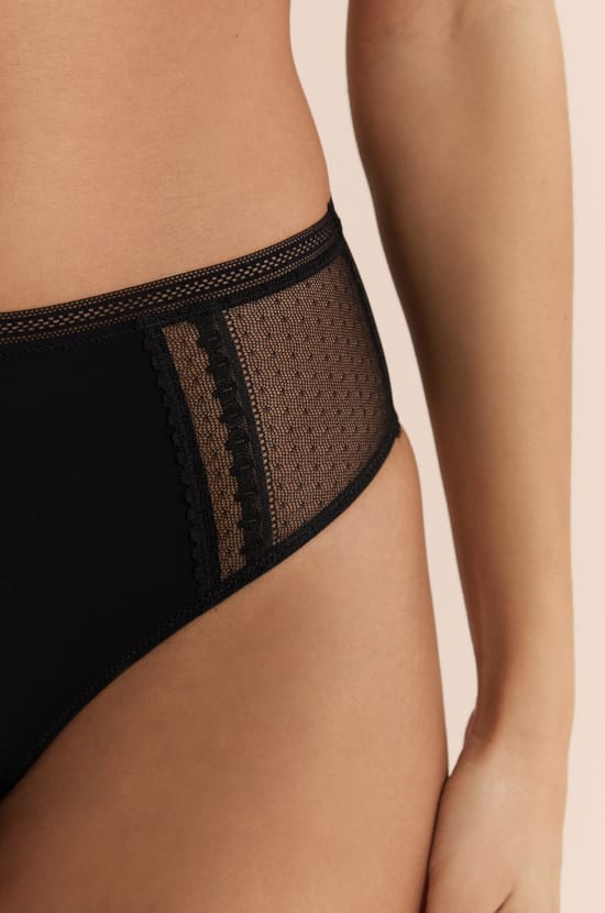 Culotte midi avec d&eacute;tails en dentelle;${refinementColor}