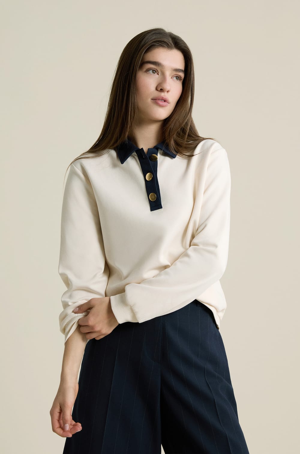 Sweatshirt bicolore col polo;${refinementColor}