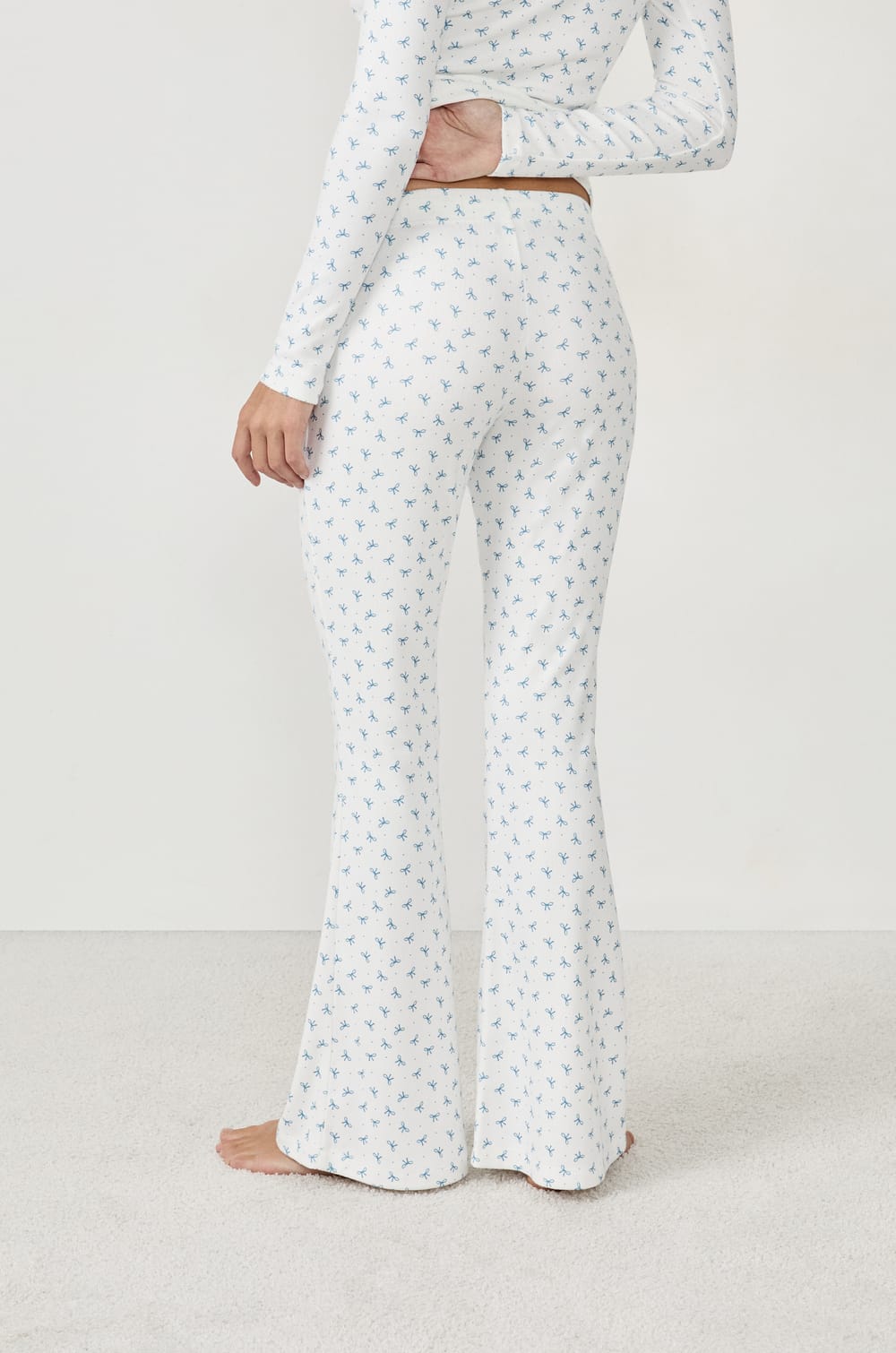 Pantalon de pyjama avec imprimé nœuds;${refinementColor}