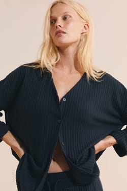 Gilet de pyjama c&ocirc;tel&eacute;;${refinementColor}