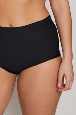 Figi z wysokim stanem i odkrytymi plecami;${refinementColor}