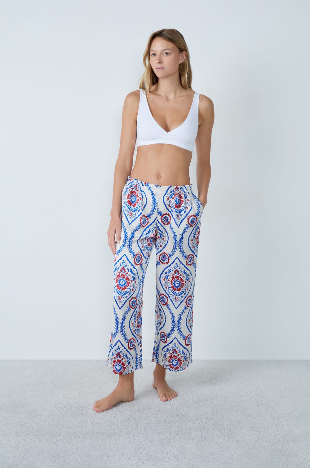 Pantalón de pijama estampado;${refinementColor}