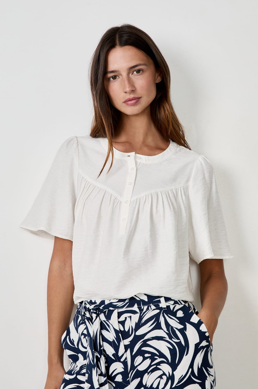 Blouse manches courtes;${refinementColor}