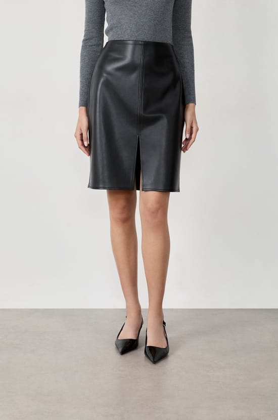 Mid-length faux leather skirt;${refinementColor}