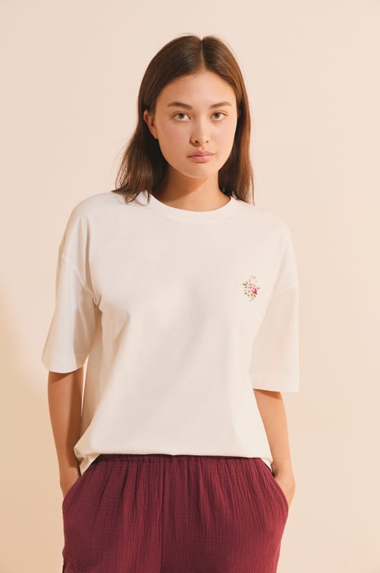 T-Shirt aus Baumwolle mit Blumen-Illustration;${refinementColor}