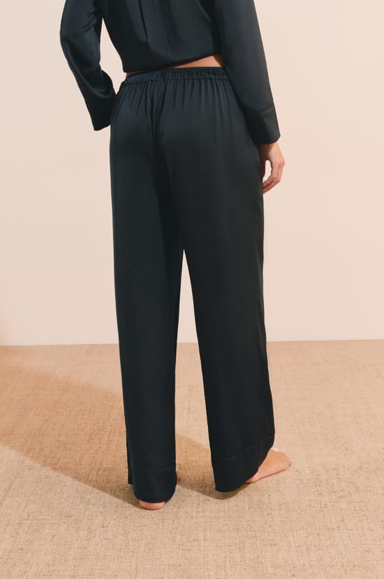 Pantalon de pyjama satin&eacute;e;${refinementColor}