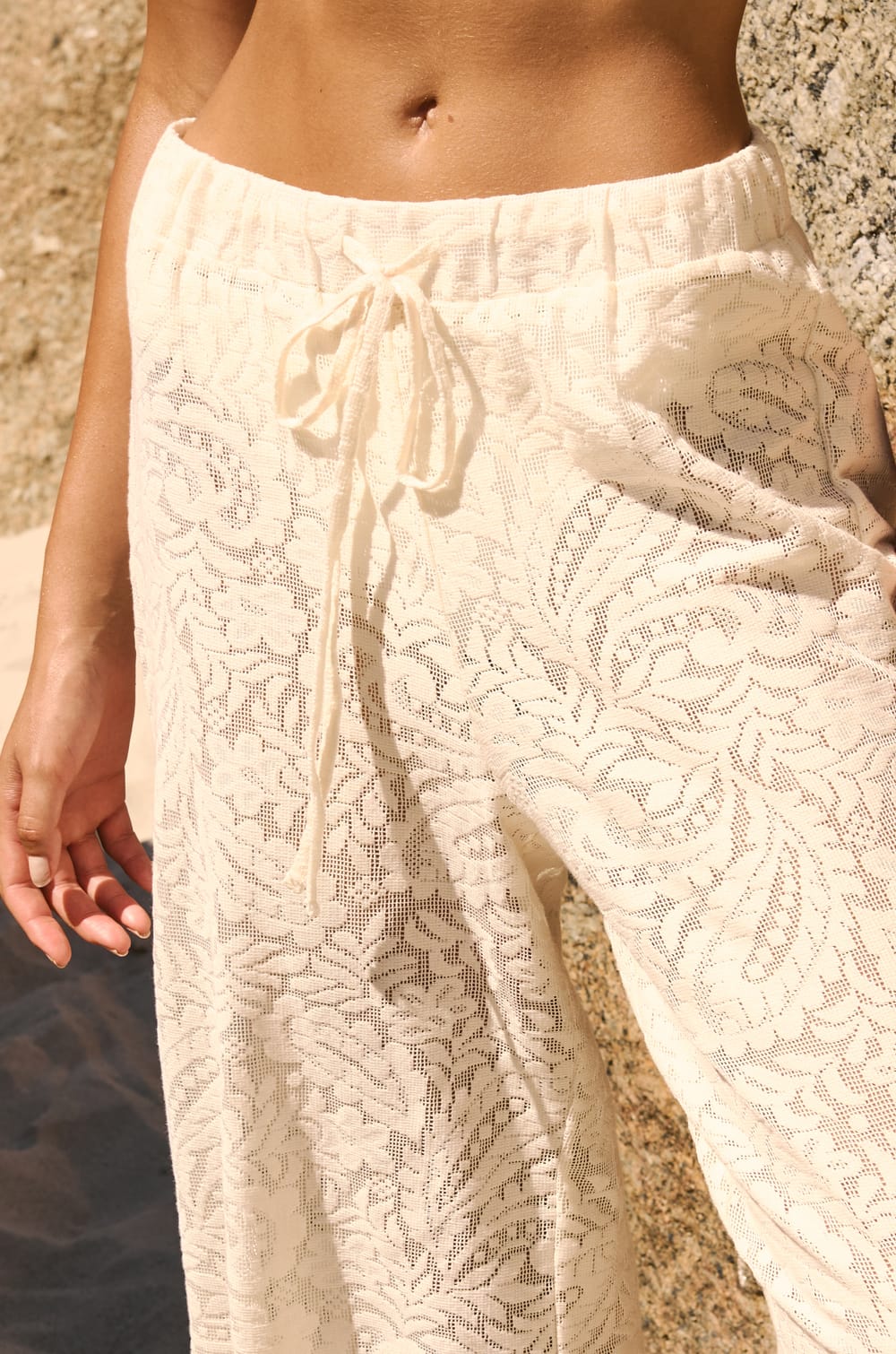 Pantalon avec coton;${refinementColor}