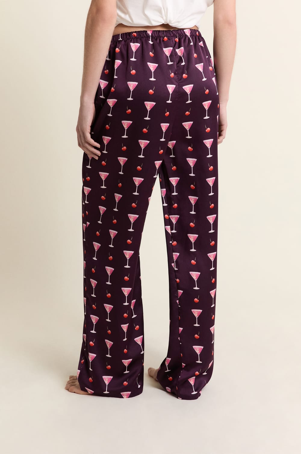 Pantalon de pyjama satin&eacute; &agrave; motifs mocktails;${refinementColor}
