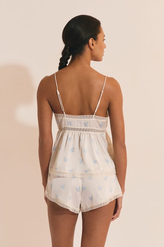 Top de pyjama satin&eacute; &agrave; n&oelig;uds;${refinementColor}